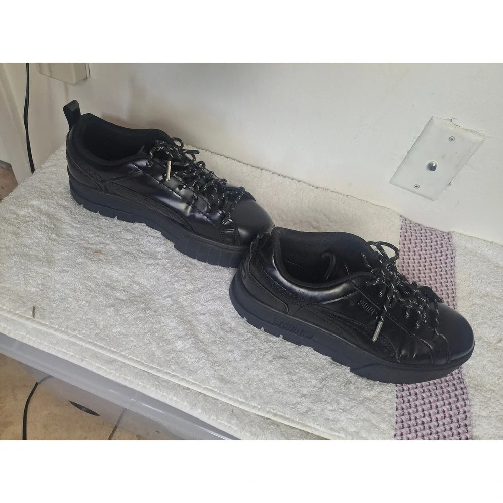 Puma Mayze Classic Triple Black Leather Platform Sneakers 388013-01 Womens 9.5